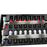 Rozdzielacz ze stali nierdzewnej uzbrojony INOX liczba obiegów 8