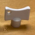 KLUCZYK DO ODPOWIETRZ. PLASTIKOWY