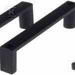 UCHWYT DO DRZWI PRYSZN-KWADRATOWY NERO