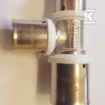 TRÓJNIK RED.ZAPRASOWYWANY 40X32X40 MM